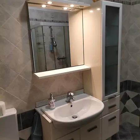 Lejlighed Apparemment In Zona Residenziale Pordenone