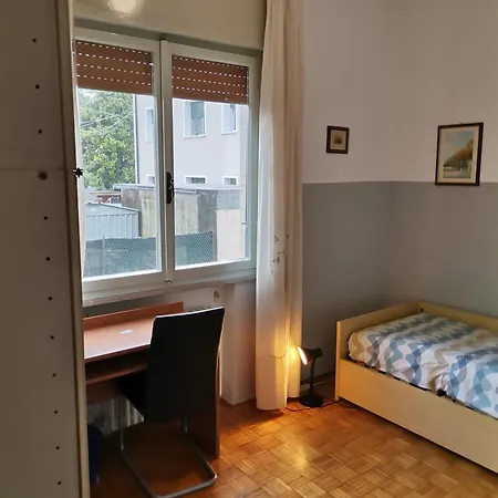 Apartament Apparemment In Zona Residenziale