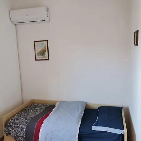 Apparemment In Zona Residenziale بوردينوني