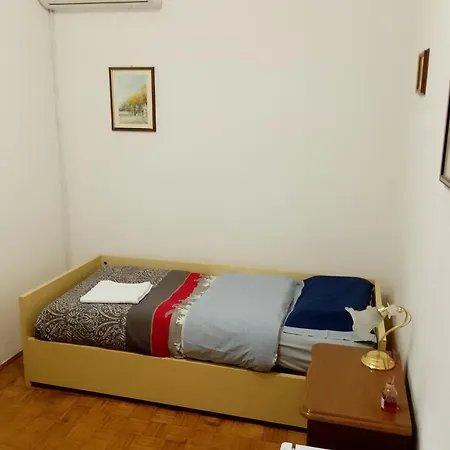 Apparemment In Zona Residenziale Apartamento Pordenone