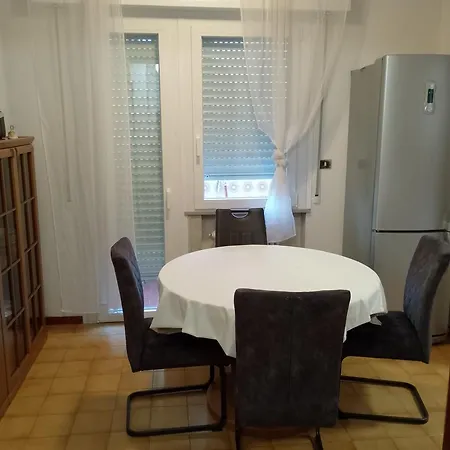 Apparemment In Zona Residenziale Apartamento Pordenone