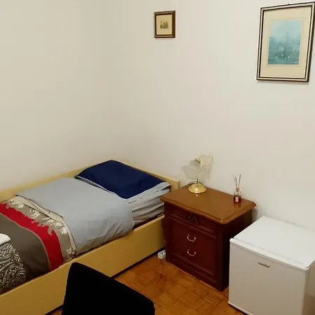 Apparemment In Zona Residenziale Pordenone